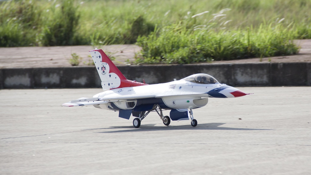 Freewing F-16C Thunderbirds 90mm EDF PNP-7996