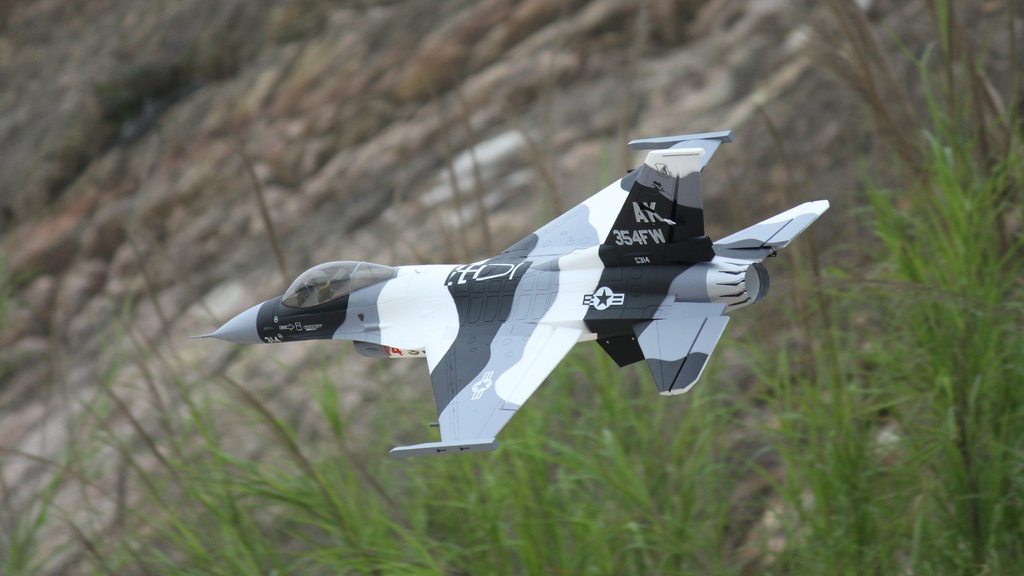 Freewing F-16 V2 70mm EDF PNP PRO (Arctic Camo)-8002