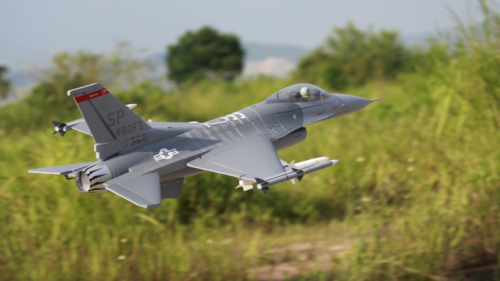 Freewing F-16C V2 70mm EDF PNP PRO (Gris)-8220