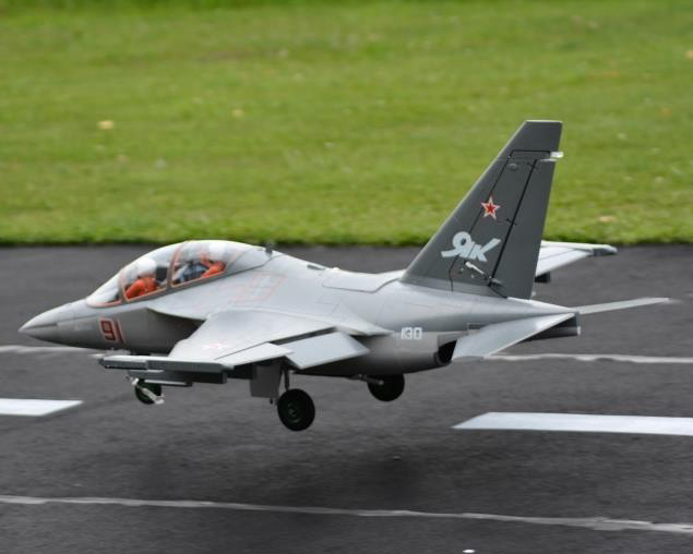 Freewing Yak 130 90mm EDF PNP Gris (Deluxe Edition)