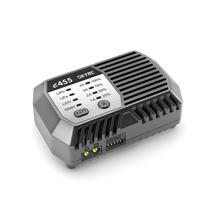 SkyRC e455 2S - 4S 4A 50W